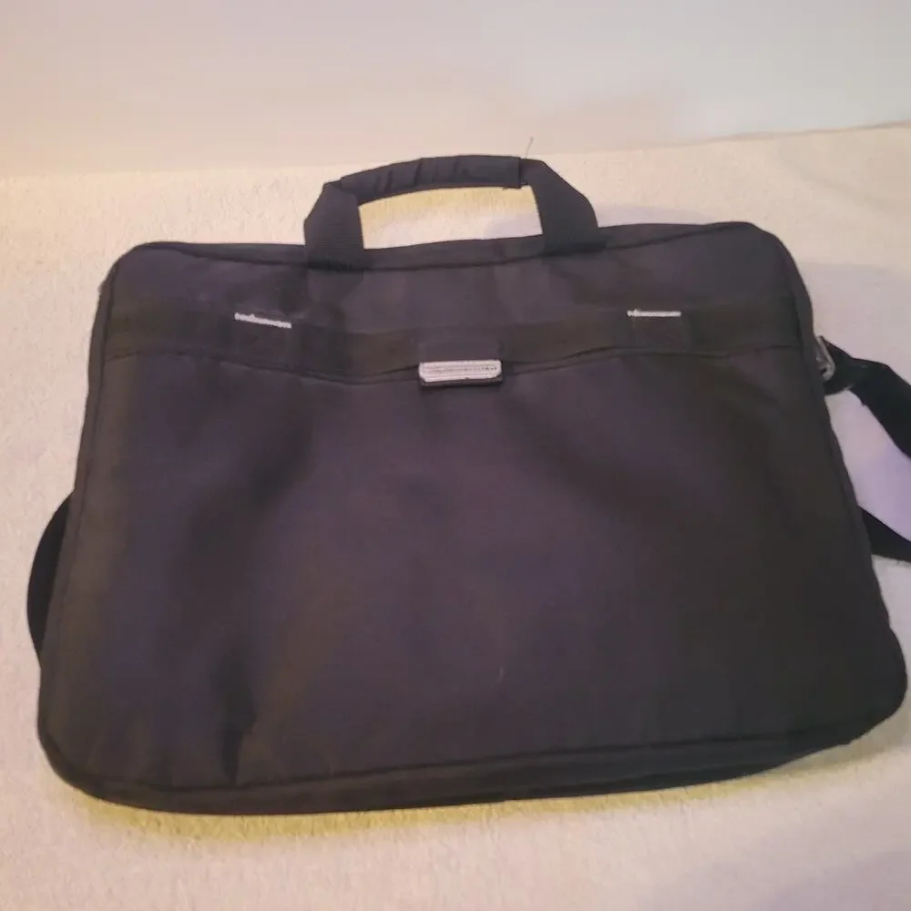 OGIO messenger laptop